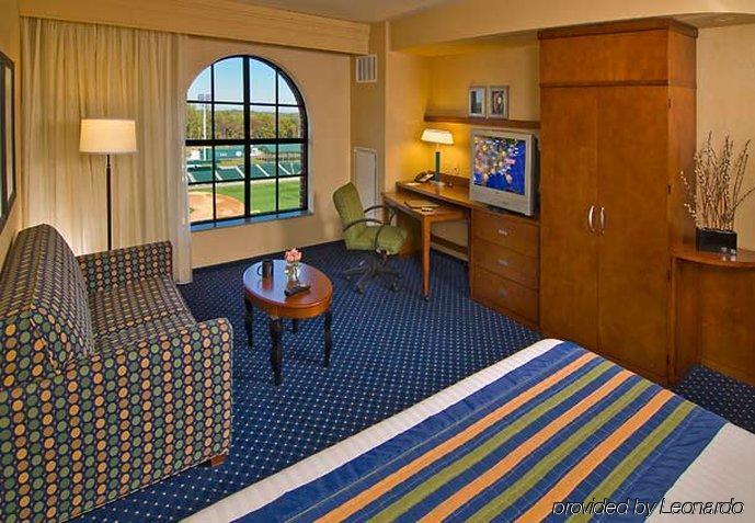 Courtyard Aberdeen At Ripken Stadium Room photo